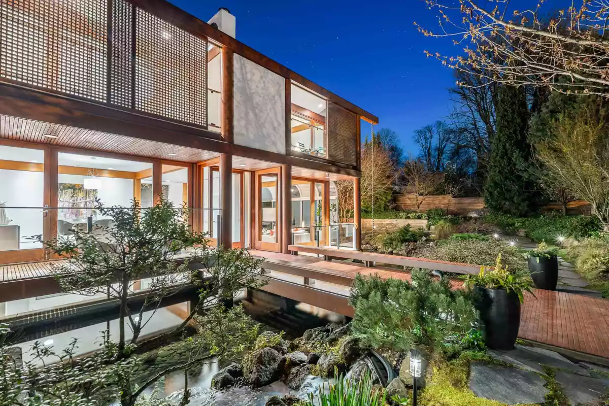 Living Room Photo of 1299 W 57th Avenue, Vancouver, BC