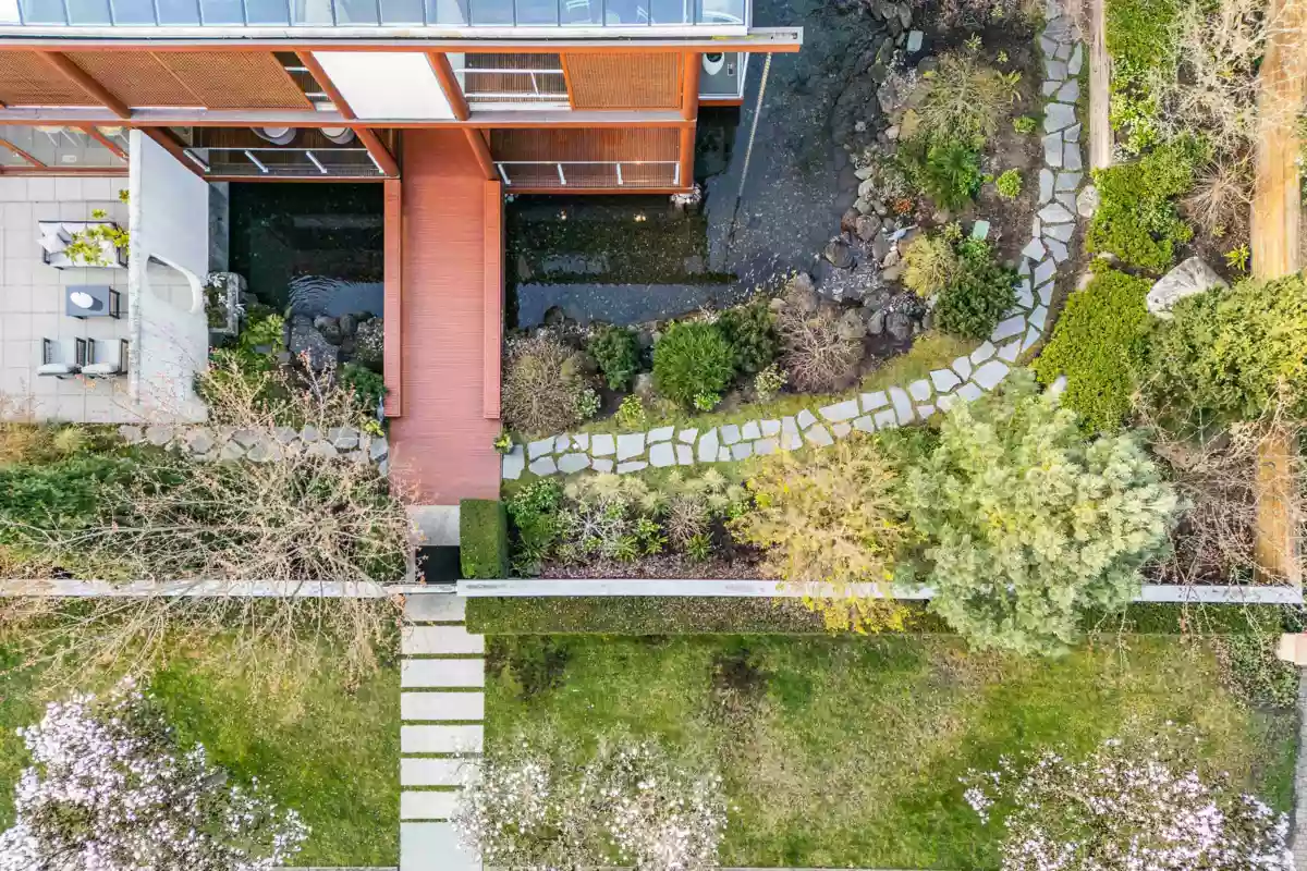 Swimming Pool Photo of 1299 W 57th Avenue, Vancouver, BC