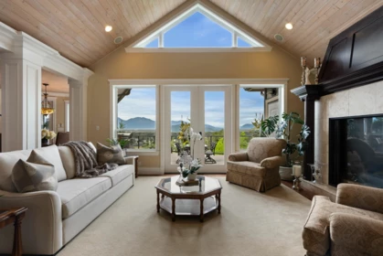 Breakfast Nook Photo of 42395 Highland Drive, Yarrow, BC
