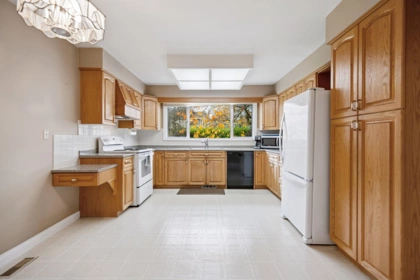 Guest Bathroom Photo of 4421 Spanton Drive, Delta, BC