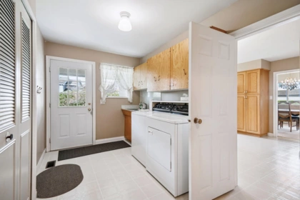 Hallway Photo of 4421 Spanton Drive, Delta, BC