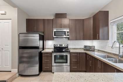 207 3888 Norfolk Street, Burnaby, BC