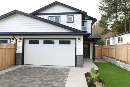 1078 Celia Crescent, Gibsons, BC, Gibsons — Half Duplex for sale