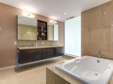Walk-In Closet Photo of 1202 1169 W Cordova Street, Vancouver, BC