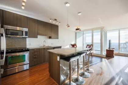 Kitchen Island Photo of 3708 13325 102a Avenue, Surrey, BC