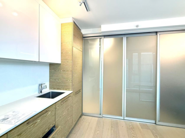 Primary Bathroom Photo of 501 13438 Central Avenue, Surrey, BC