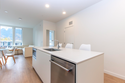 303 1506 Scott Crescent, Squamish, BC, Squamish — Apartment/Condo for sale
