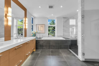 Laundry Room Photo of 2728 Highview Place, Vancouver, BC