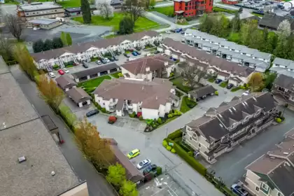Backyard Photo of 25 45640 Storey Avenue, Chilliwack, BC