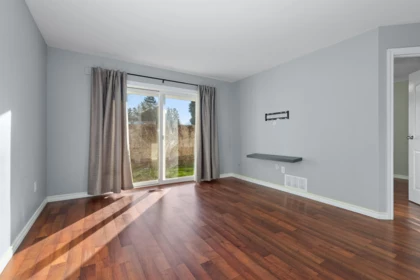 Breakfast Nook Photo of 25 45640 Storey Avenue, Chilliwack, BC