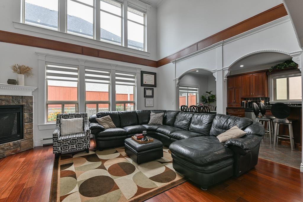 Breakfast Nook Photo of 31496 Cougar Court, Abbotsford, BC