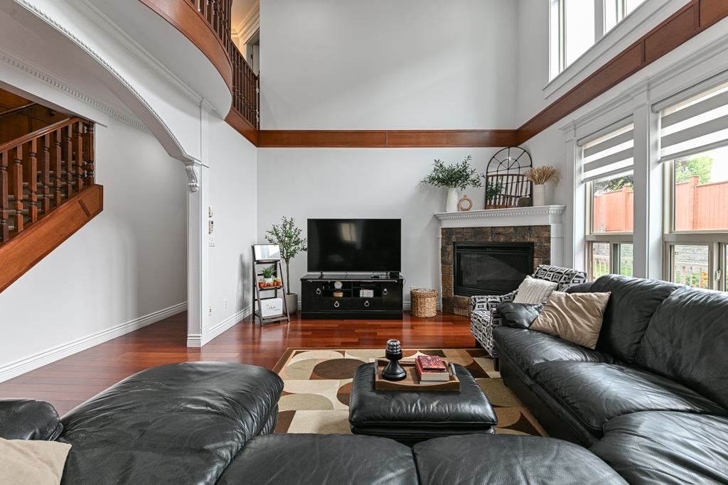 Dining Area Photo of 31496 Cougar Court, Abbotsford, BC