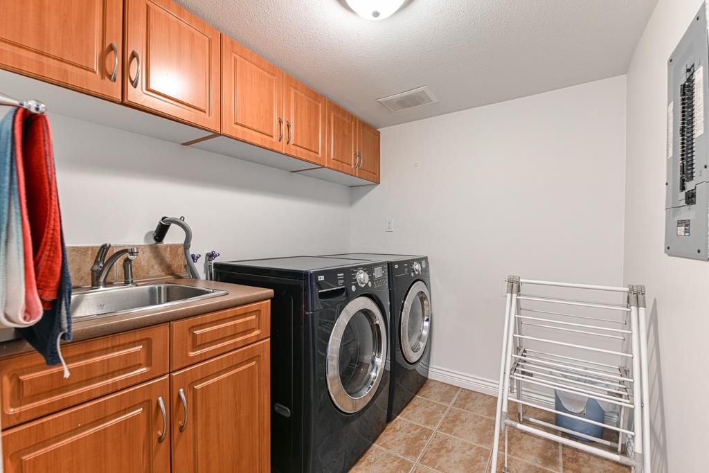 Hot Tub / Spa Photo of 31496 Cougar Court, Abbotsford, BC