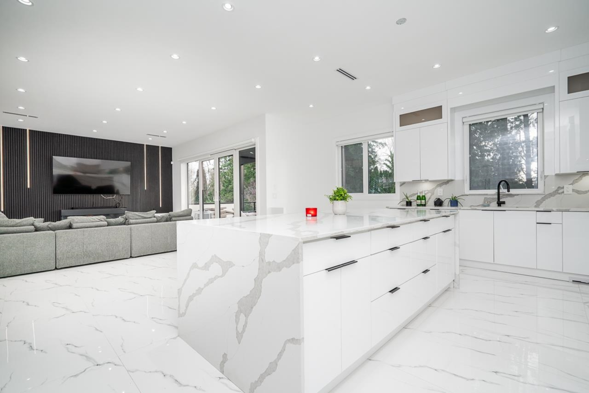 Breakfast Nook Photo of 3846 Southwood Street, Burnaby, BC