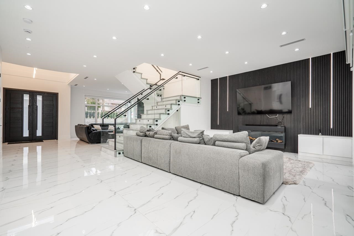 Dining Area Photo of 3846 Southwood Street, Burnaby, BC