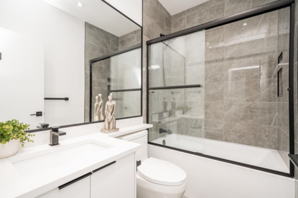 Entry Foyer Photo of 3846 Southwood Street, Burnaby, BC