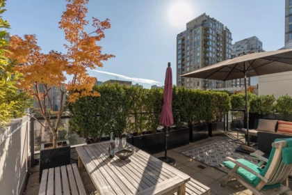 Community Amenities Photo (Clubhouse) of PH803 988 Richards Street, Vancouver, BC