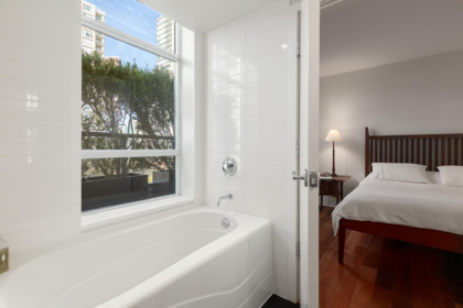 Laundry Room Photo of PH803 988 Richards Street, Vancouver, BC