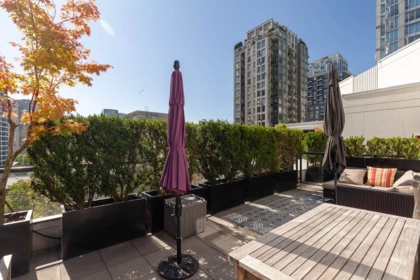 Outdoor Deck Photo of PH803 988 Richards Street, Vancouver, BC
