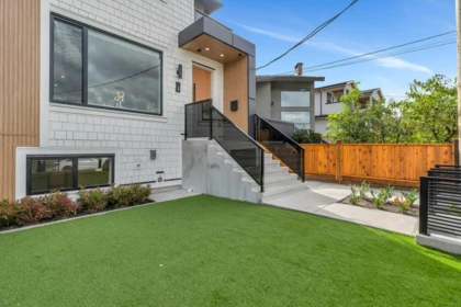 1 7750 Mayfield Street, Burnaby, BC