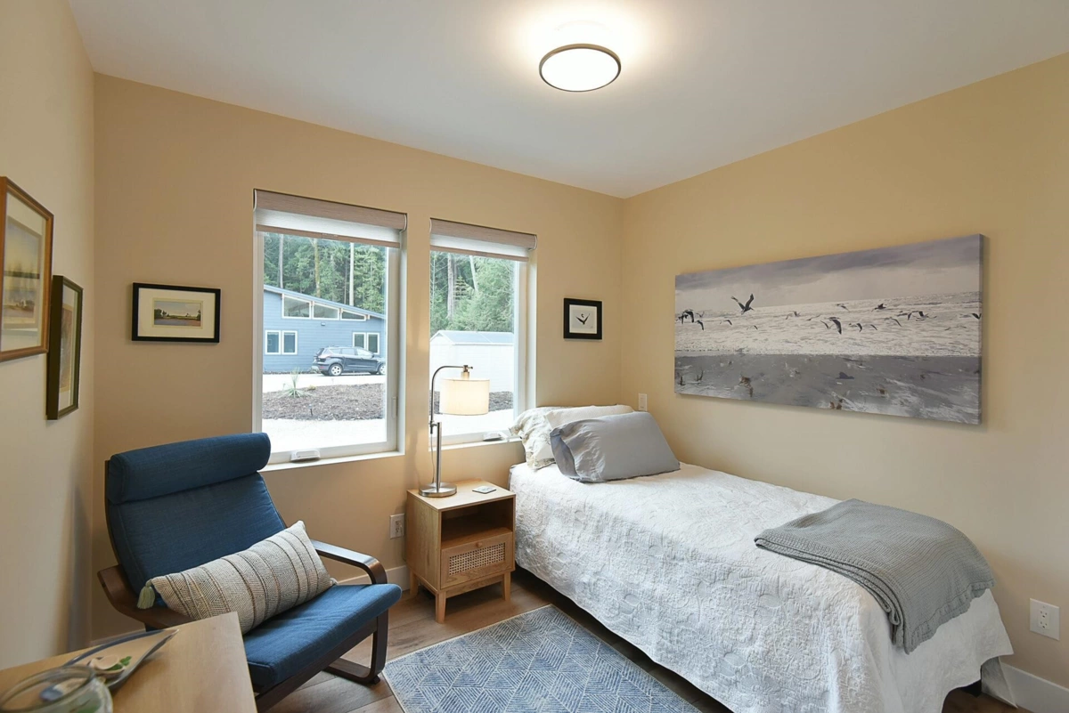 Swimming Pool Photo of 5963 Ripple Way, Sechelt, BC