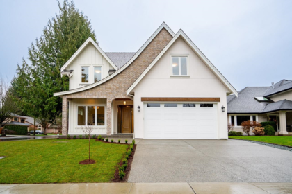 21026 45a Avenue, Langley, BC, Brookswood Langley — 6 bed single family residence for sale