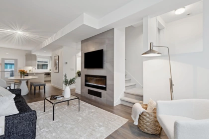 21 856 Orwell Street, North Vancouver, BC