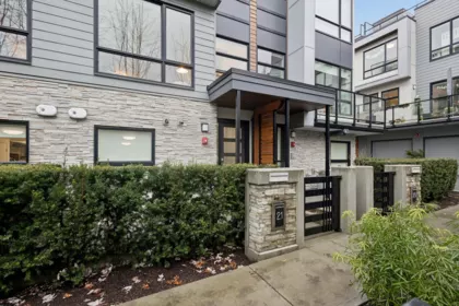 21 856 Orwell Street, North Vancouver, BC