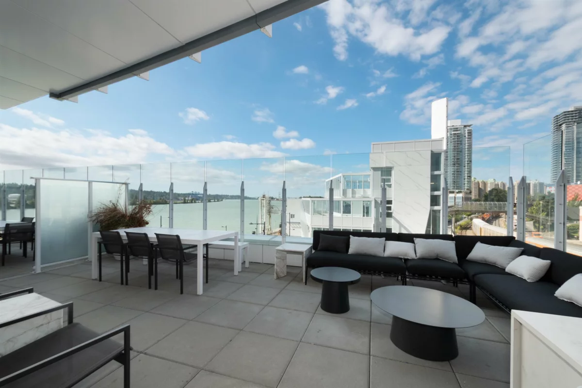 Backyard Photo of 4004 680 Quayside Drive, New Westminster, BC