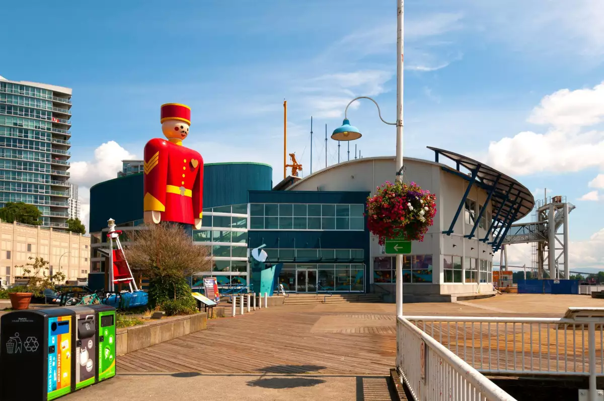 Community Amenities Photo (Clubhouse) of 4004 680 Quayside Drive, New Westminster, BC