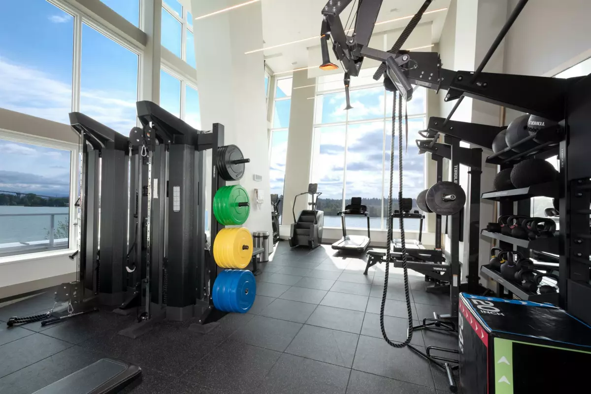 Front Yard Photo of 4004 680 Quayside Drive, New Westminster, BC