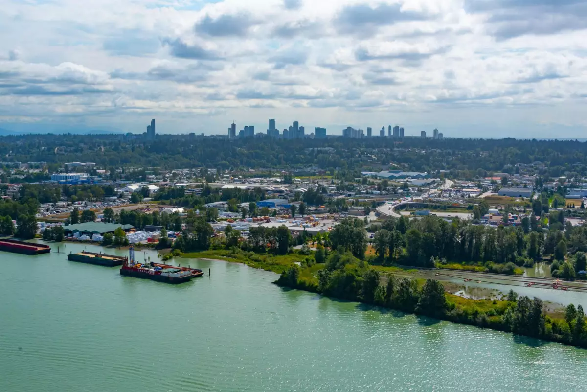 Primary Bathroom Photo of 4004 680 Quayside Drive, New Westminster, BC