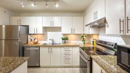 Primary Bedroom Photo of 305 2088 Madison Avenue, Burnaby, BC