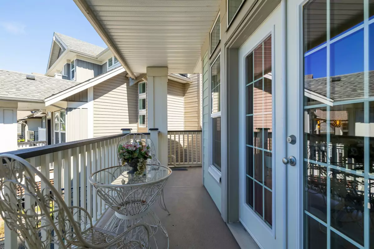 Bedroom 4 Photo of 6068 163a Street, Surrey, BC