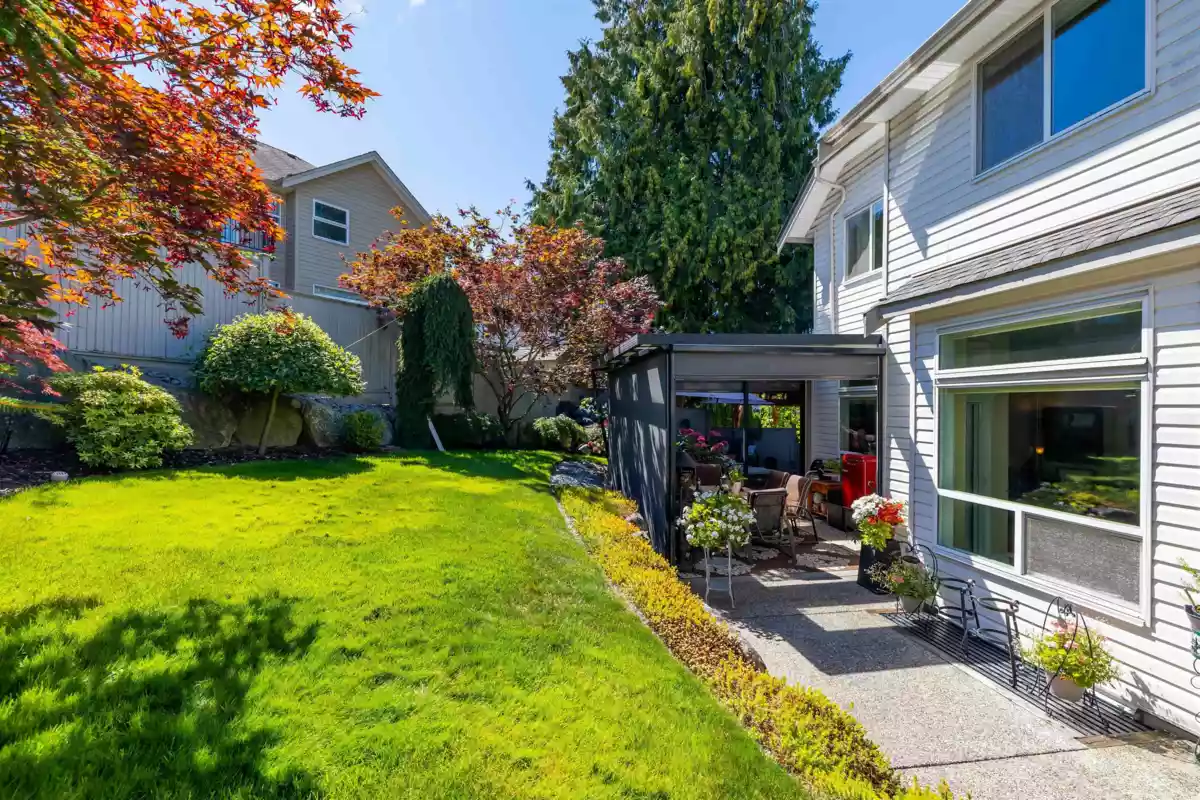 Front Yard Photo of 6068 163a Street, Surrey, BC