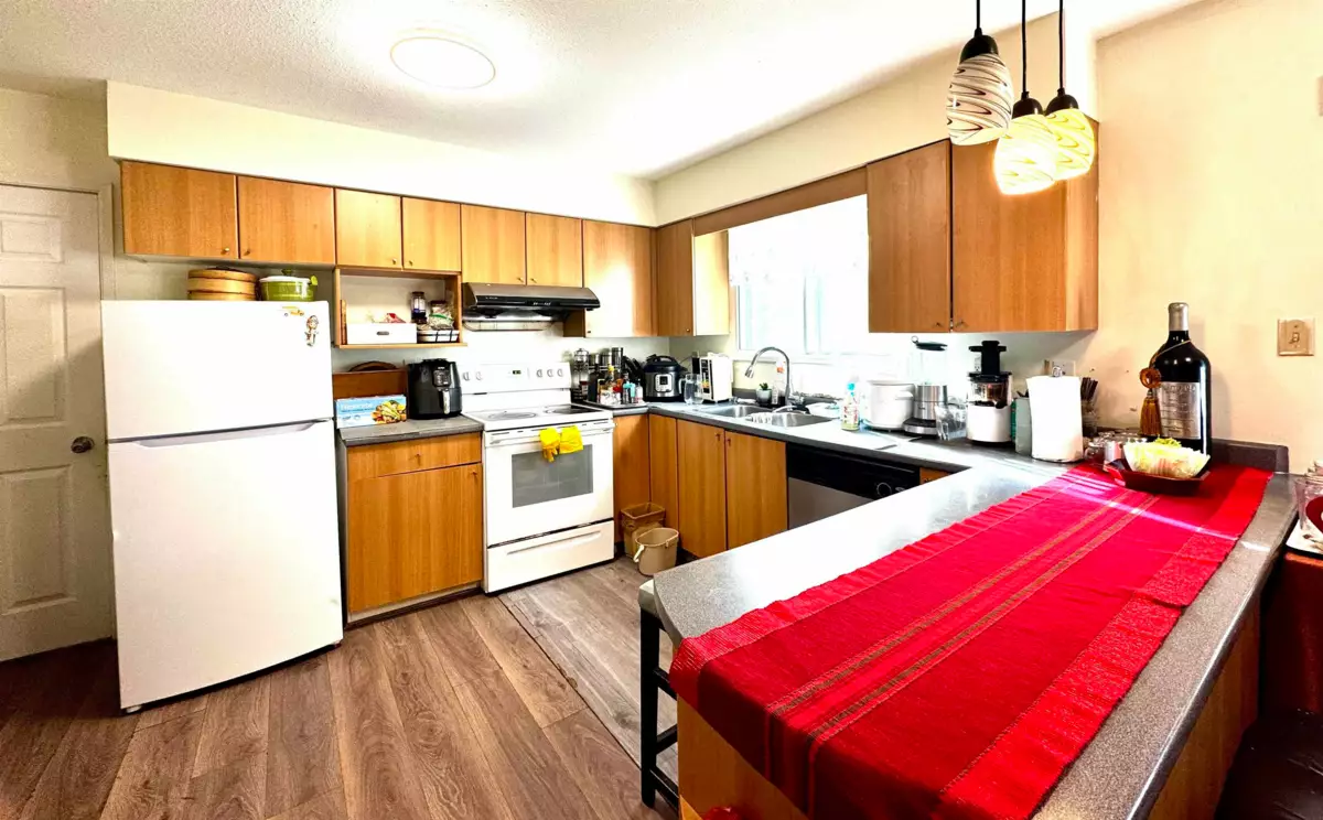 Kitchen Photo of 11311 Caravel Court, Richmond, BC