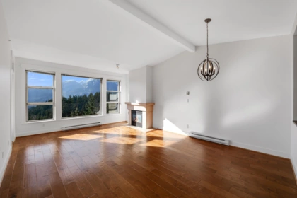3 1026 Glacier View Drive, Squamish, BC, Squamish — Townhouse for sale