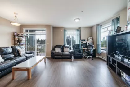 417 13277 108 Avenue, Surrey, BC