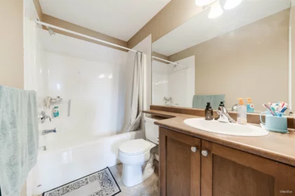 Guest Bathroom Photo of 417 13277 108 Avenue, Surrey, BC