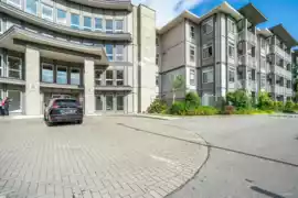 417 13277 108 Avenue, Surrey, BC