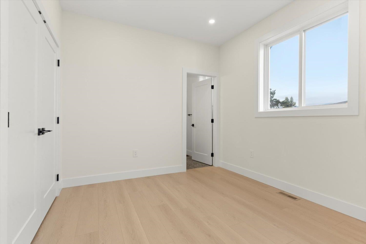 Backyard Photo of 2 45141 Watson Road, Chilliwack, BC