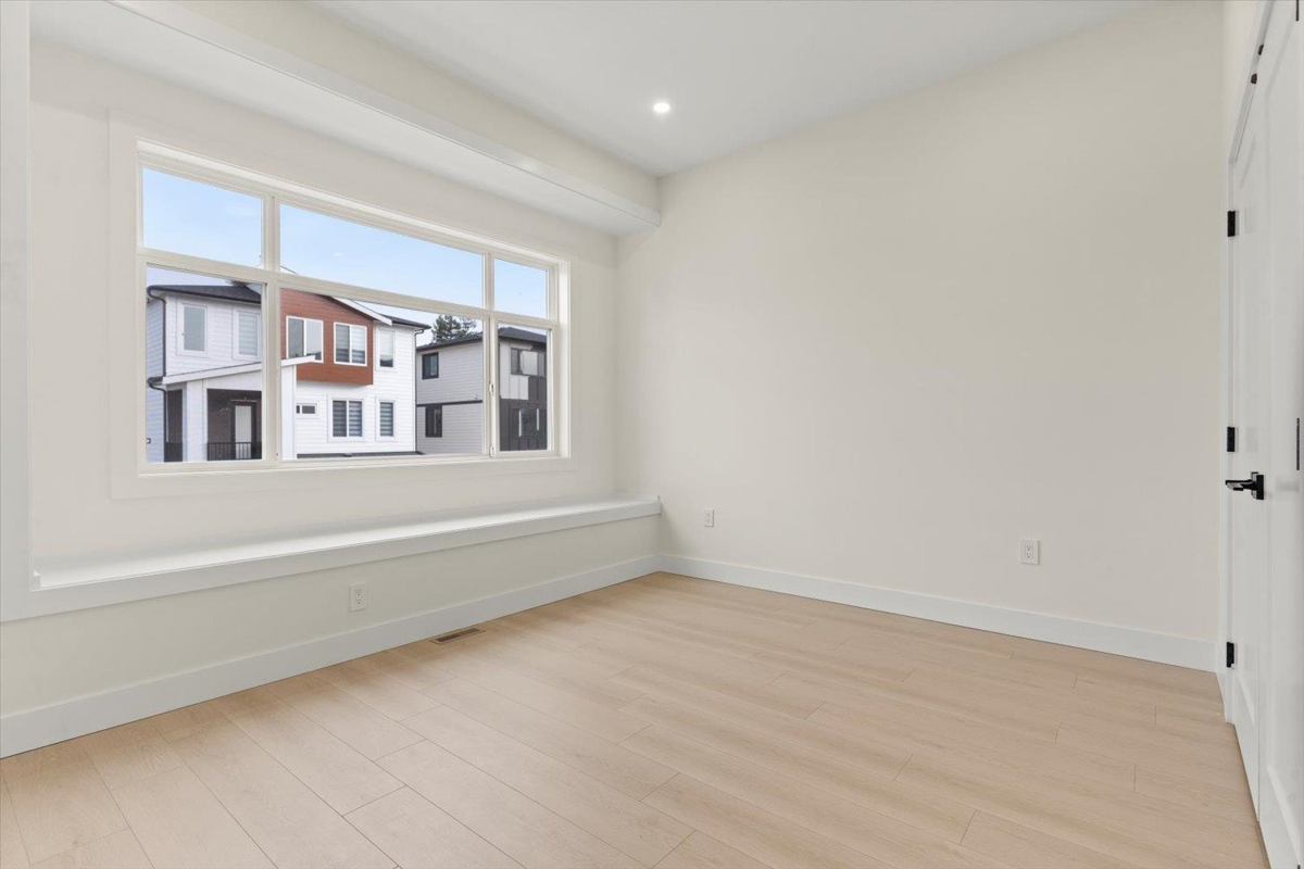 Bedroom 2 Photo of 2 45141 Watson Road, Chilliwack, BC