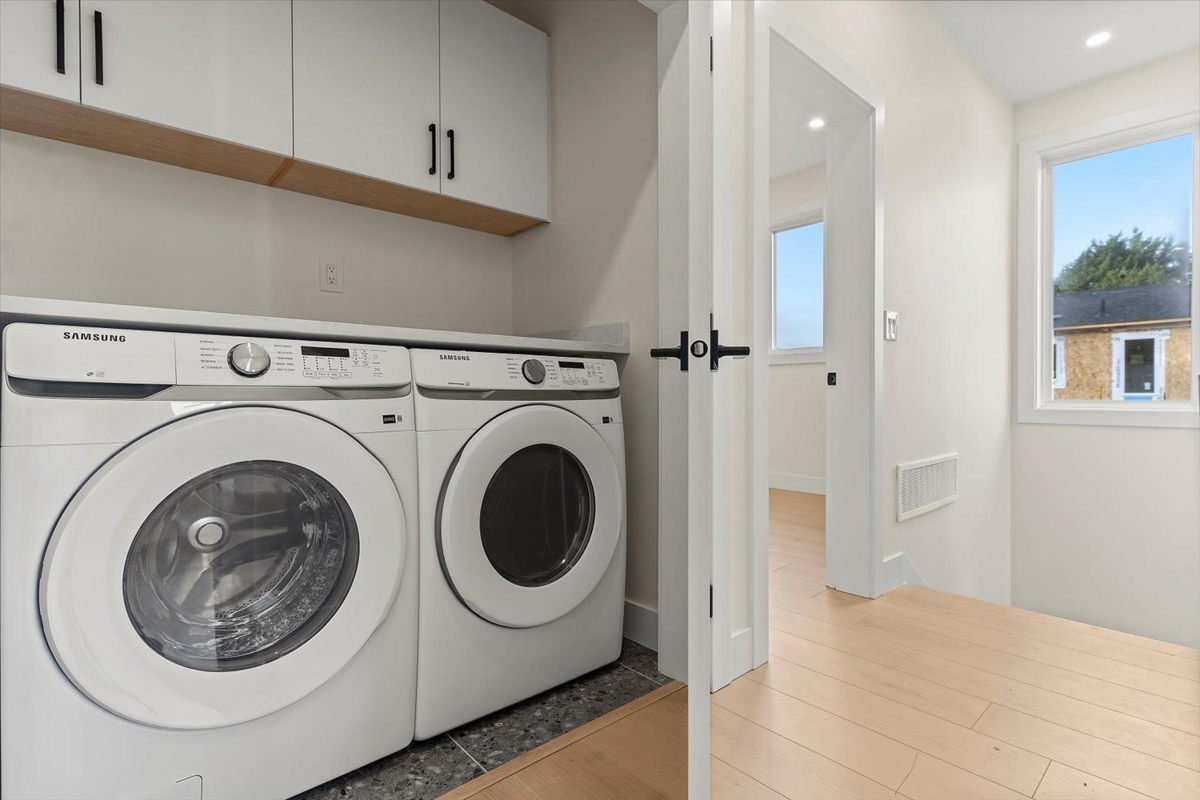 Outdoor Deck Photo of 2 45141 Watson Road, Chilliwack, BC