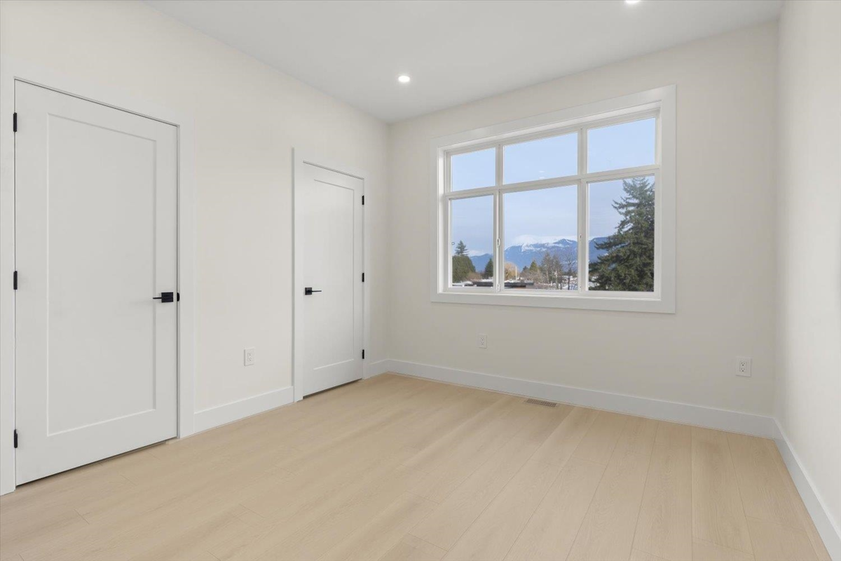 Outdoor Patio Photo of 2 45141 Watson Road, Chilliwack, BC