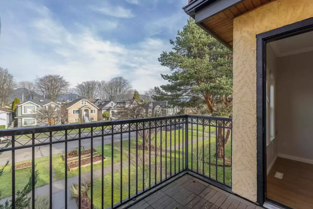 Office / Den Photo of 2638 Charles Street, Vancouver, BC