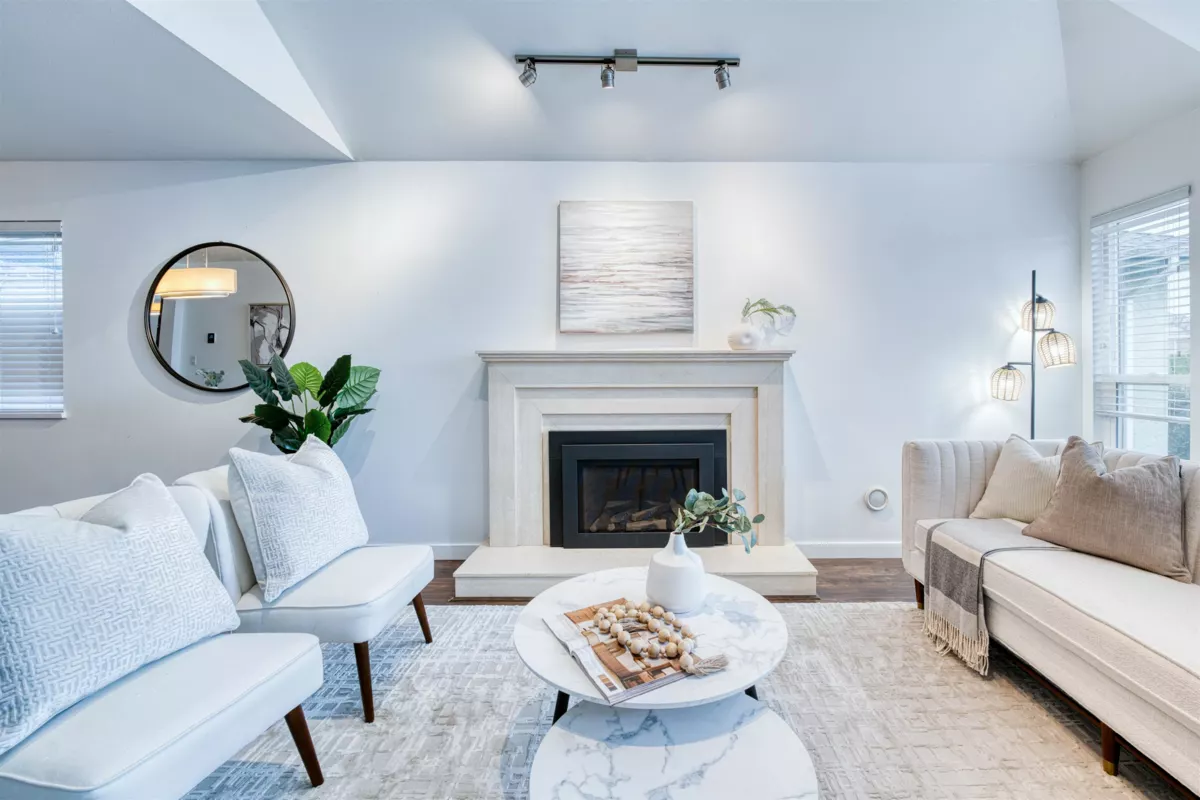 Family Room Photo of 12328 Imperial Drive, Richmond, BC