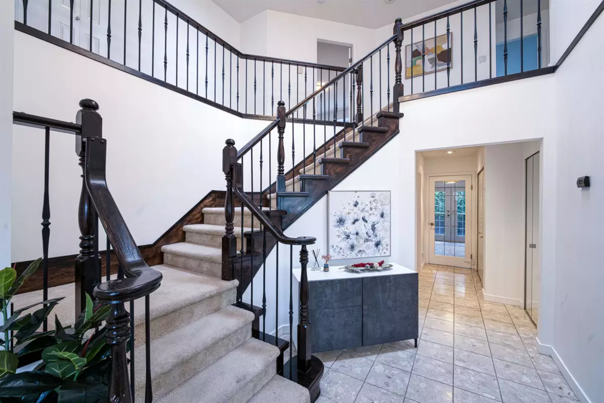 Walk-In Closet Photo of 12328 Imperial Drive, Richmond, BC