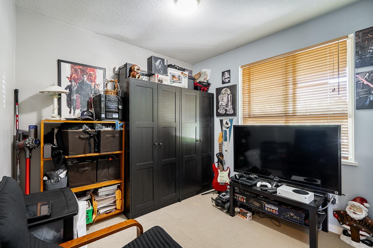 Garage Interior Photo of 132 Star Crescent, New Westminster, BC