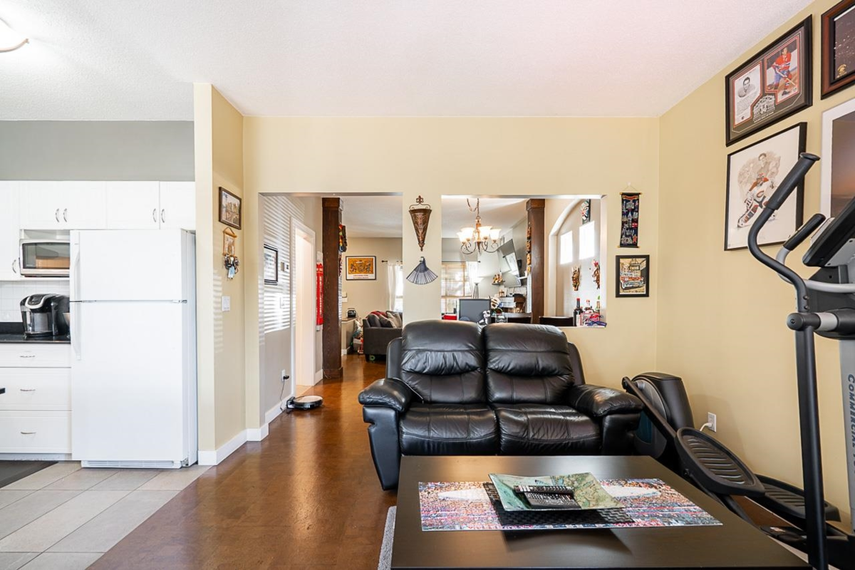 Primary Bathroom Photo of 132 Star Crescent, New Westminster, BC