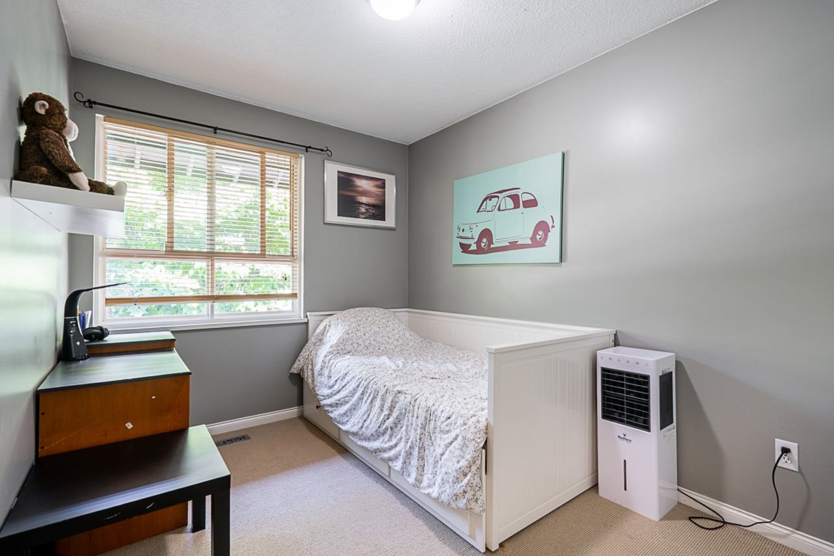 Staircase Photo of 132 Star Crescent, New Westminster, BC